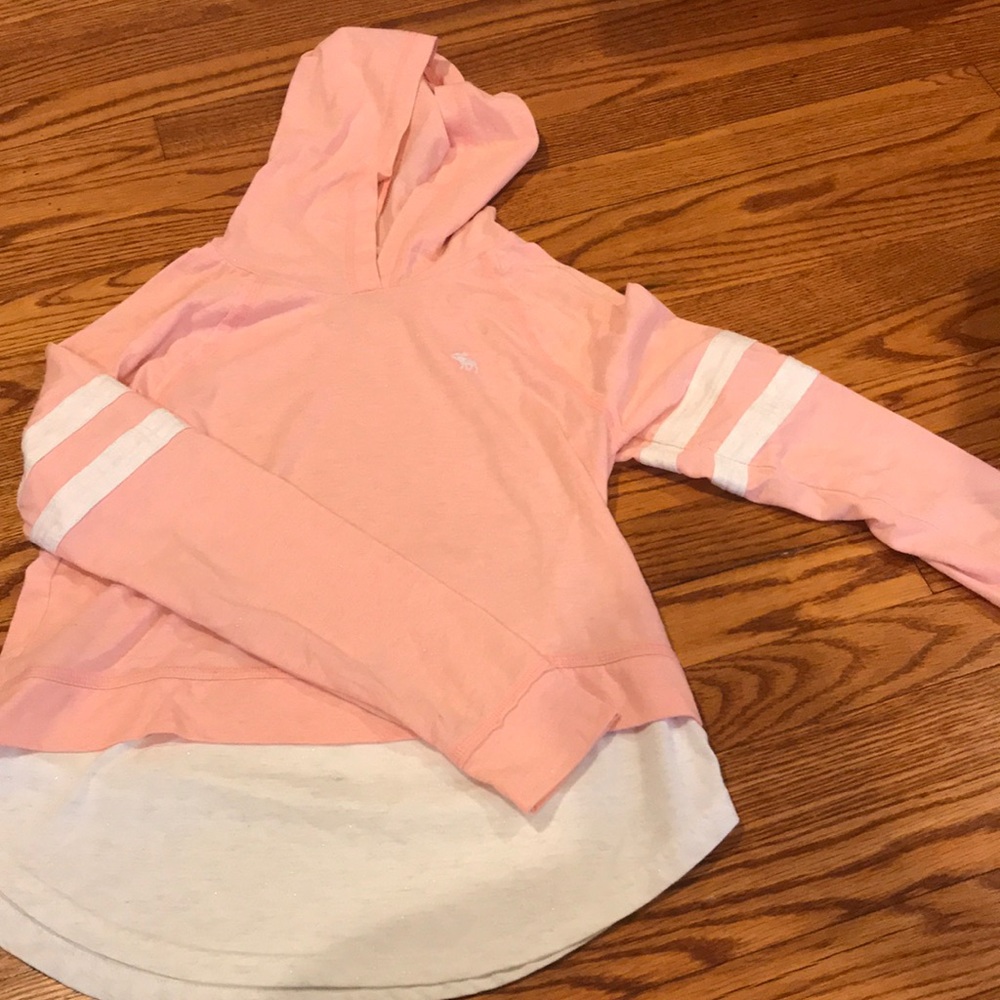 Pink Abercrombie sweatshirt size 15/16 juniors